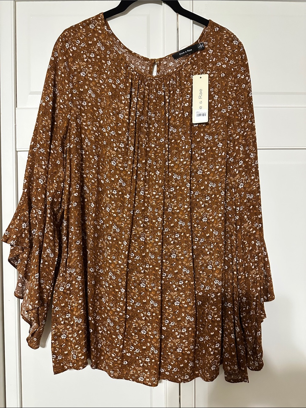 Doe & Rae Brown Floral Peasant Blouse